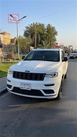 جيب جراند شيروكي